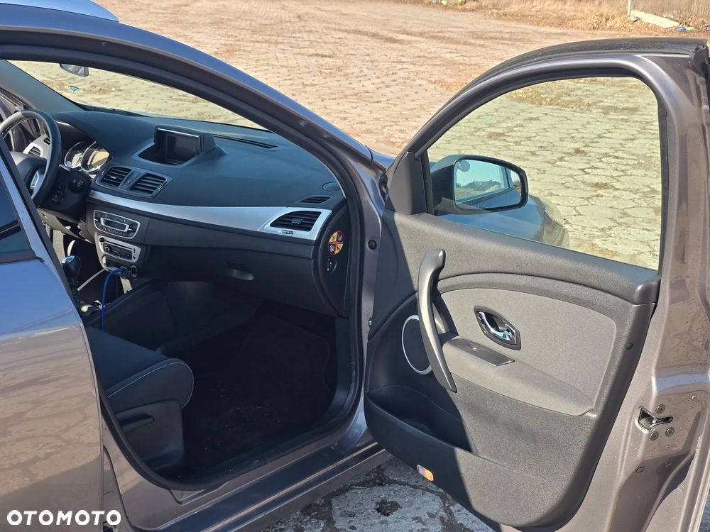 Renault Megane ENERGY dCi 110 Start & Stop Expression - 19