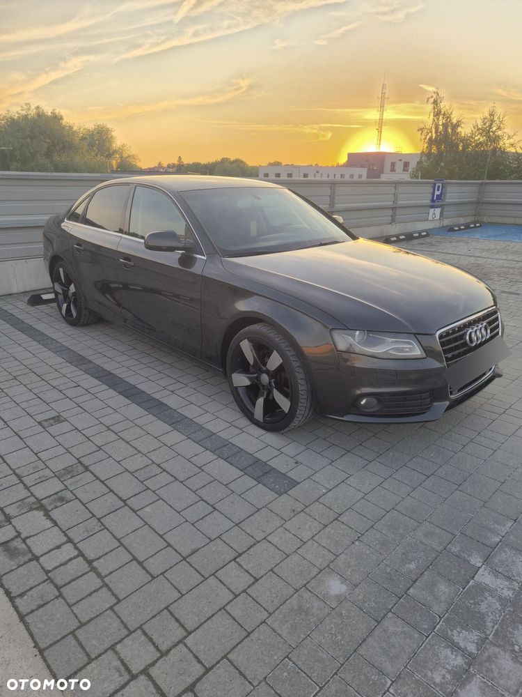 Audi A4 Limousine 2.0 TDI Limited Edition - 3
