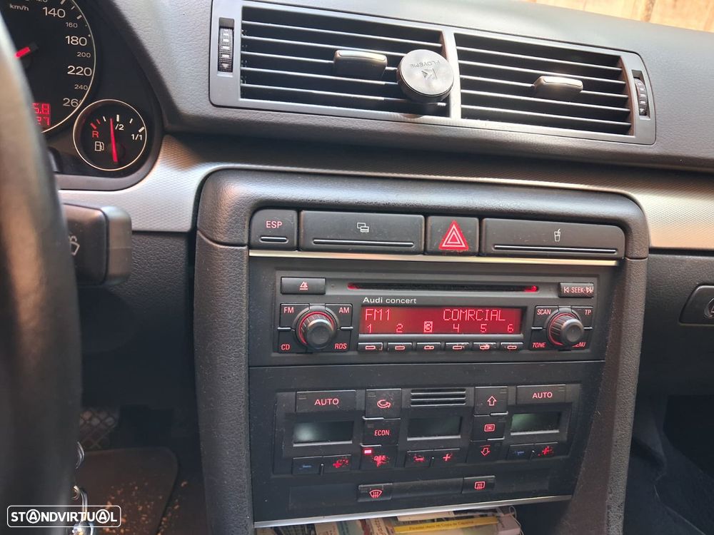 Audi A4 1.6 - 13