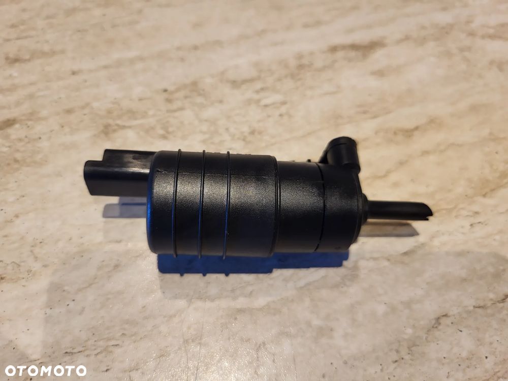 Pompka spryskiwacza  NISSAN ALMERA II, MICRA II; RENAULT CLIO II, CLIO II/HATCHBACK, ESPACE III, KANGOO, KANGOO EXPRESS, LAGUNA I, MEGANE I COUPE-SEDAN 08.92- - 2