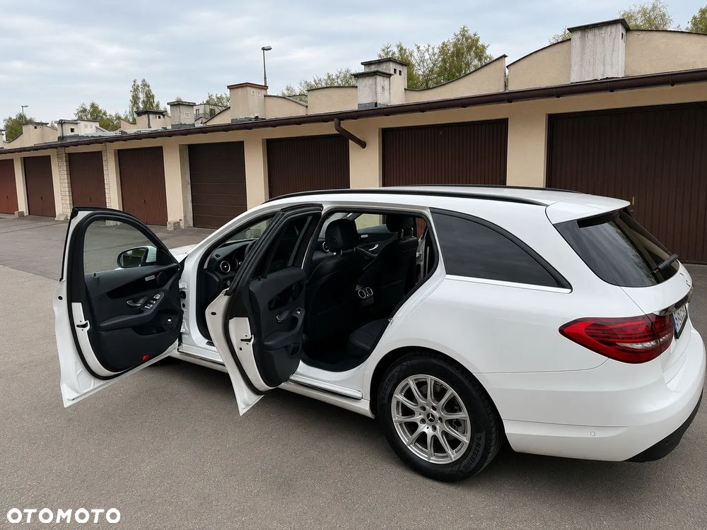 Mercedes-Benz Klasa C 200 d 9G-TRONIC - 37