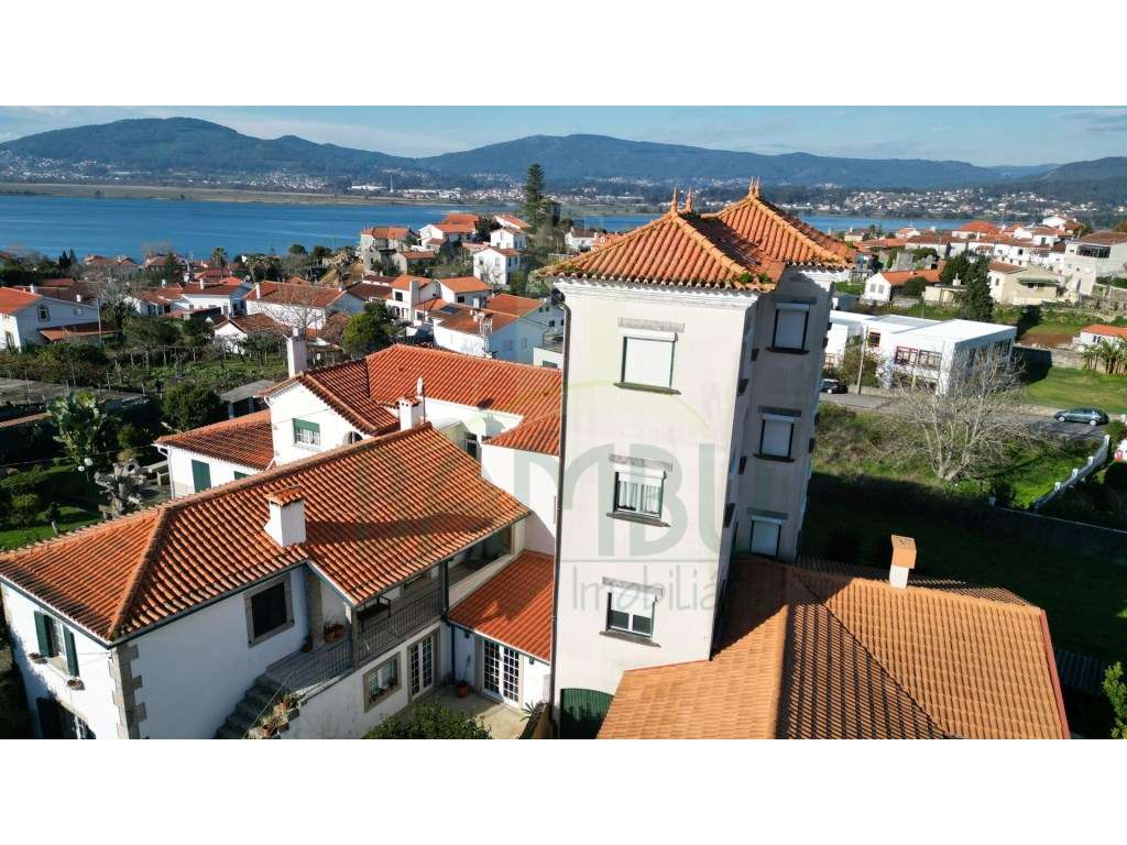 OPORTUNIDADE! Moradia com vista Rio para venda em Seixas. - Grande imagem: 2/46