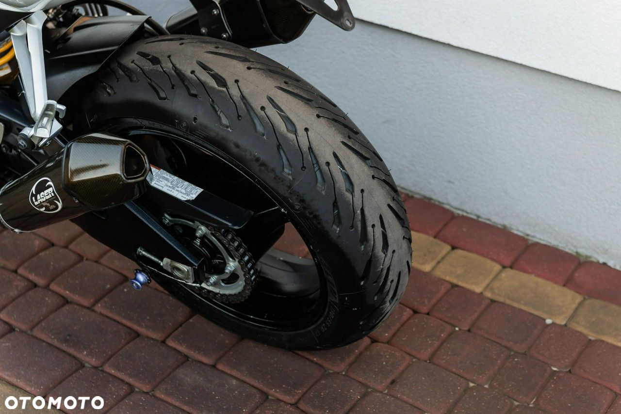 Suzuki GSX-R - 8