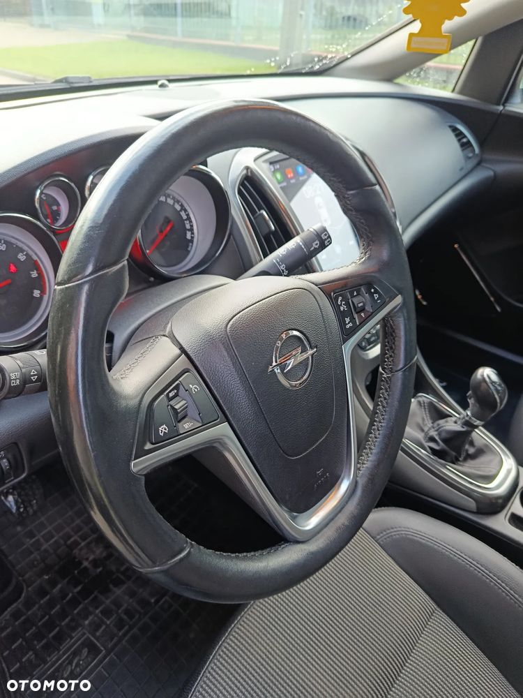 Opel Astra 1.4 T Cosmo - 27