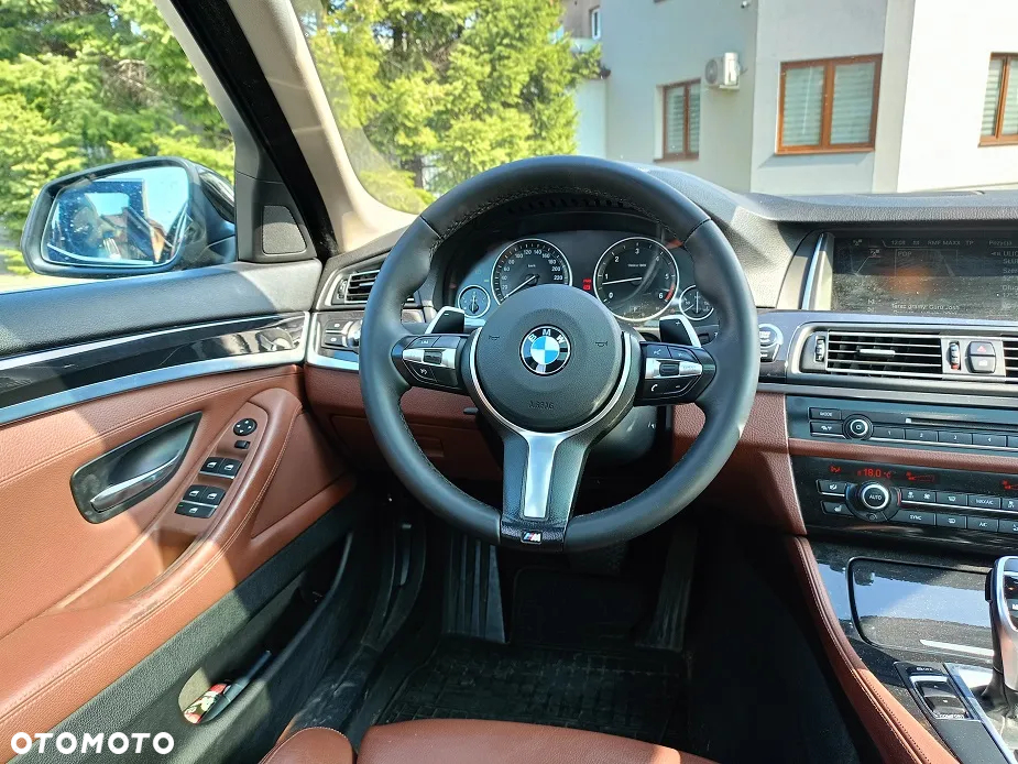 BMW Seria 5 530d Touring Sport-Aut - 14