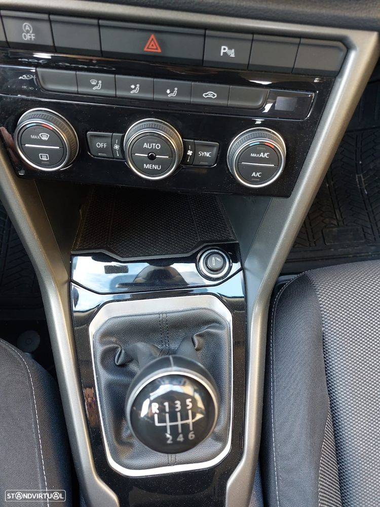 VW T-Roc 1.6 TDI Style - 4