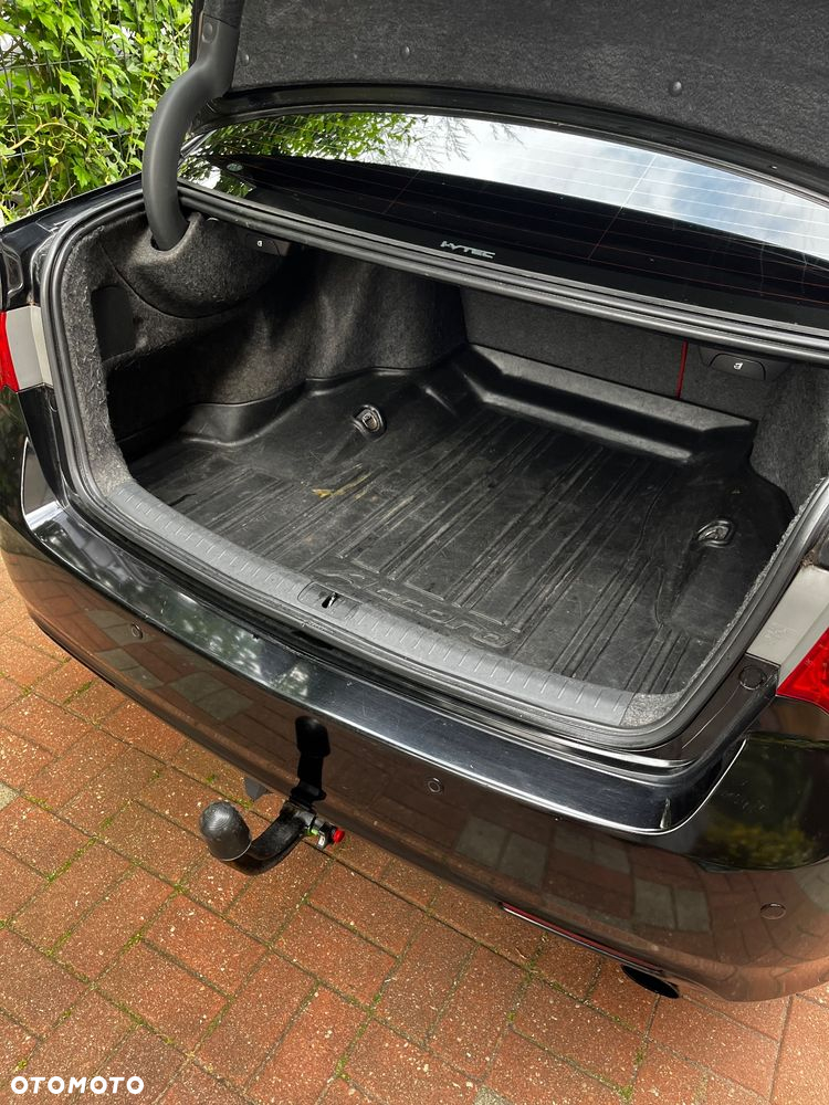 Honda Accord 2.0 Lifestyle Navi - 11