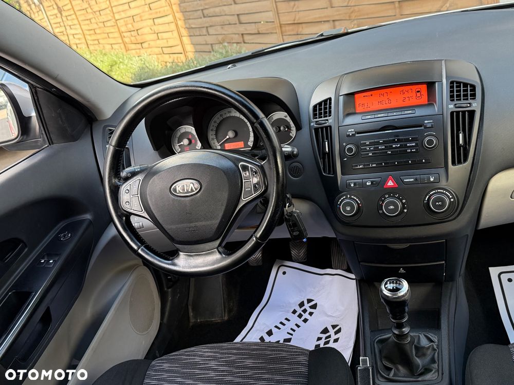 Kia Ceed Cee'd 1.4 Comfort + - 17