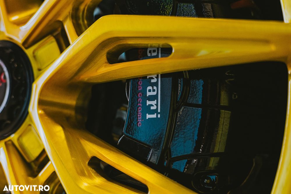 FERRARI Purosangue 2024 — imagine 13