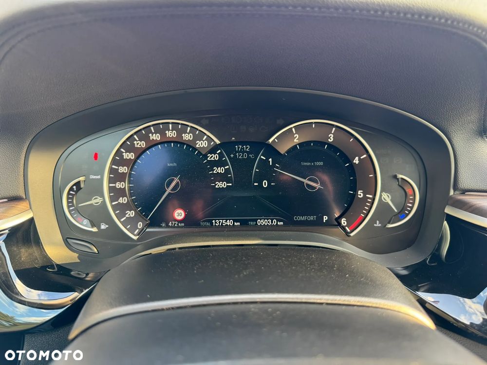 BMW Seria 5 520d Luxury Line - 15