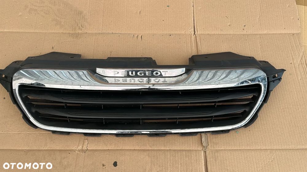 GRILL ATRAPA ZDERZAKA PRZÓD PEUGEOT 108 II - 1