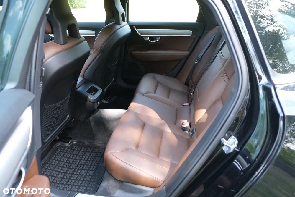 Volvo S90 D4 AWD Geartronic R Design - 11