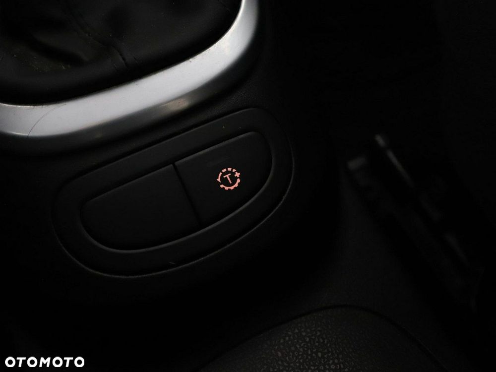 Fiat 500L 1.4 16V Trekking - 29