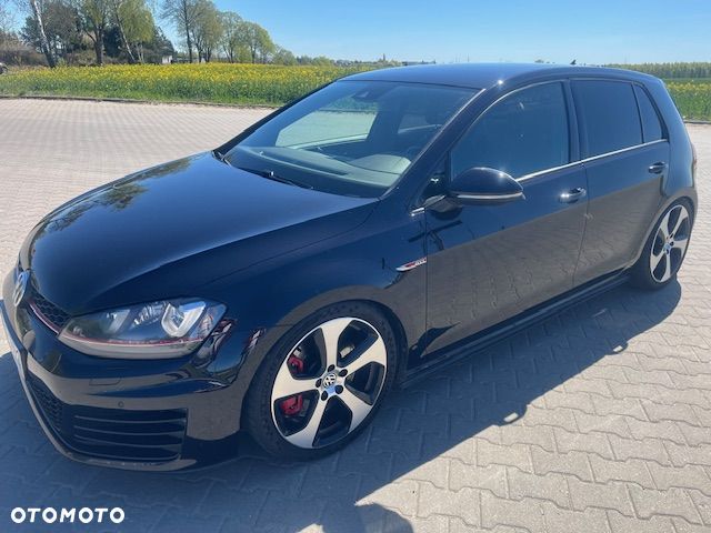 Volkswagen Golf GTI BlueMotion Technology - 1