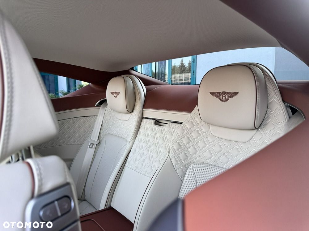 Bentley Continental GT - 24
