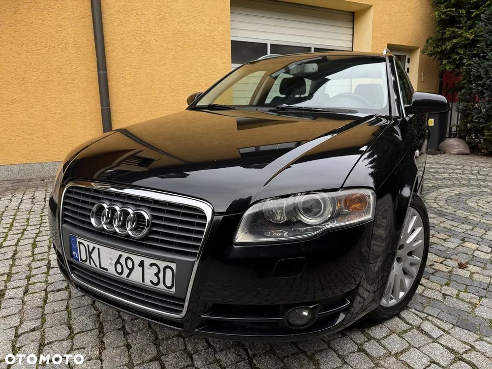 Audi A4 - 1
