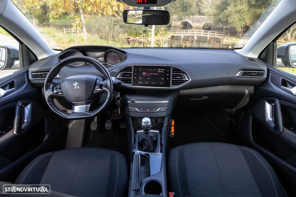 Peugeot 308 1.5 BlueHDi Business Line - 54