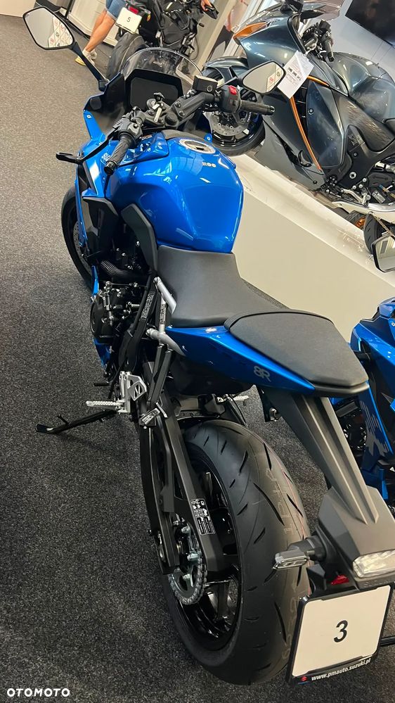 Suzuki GSX-R - 19