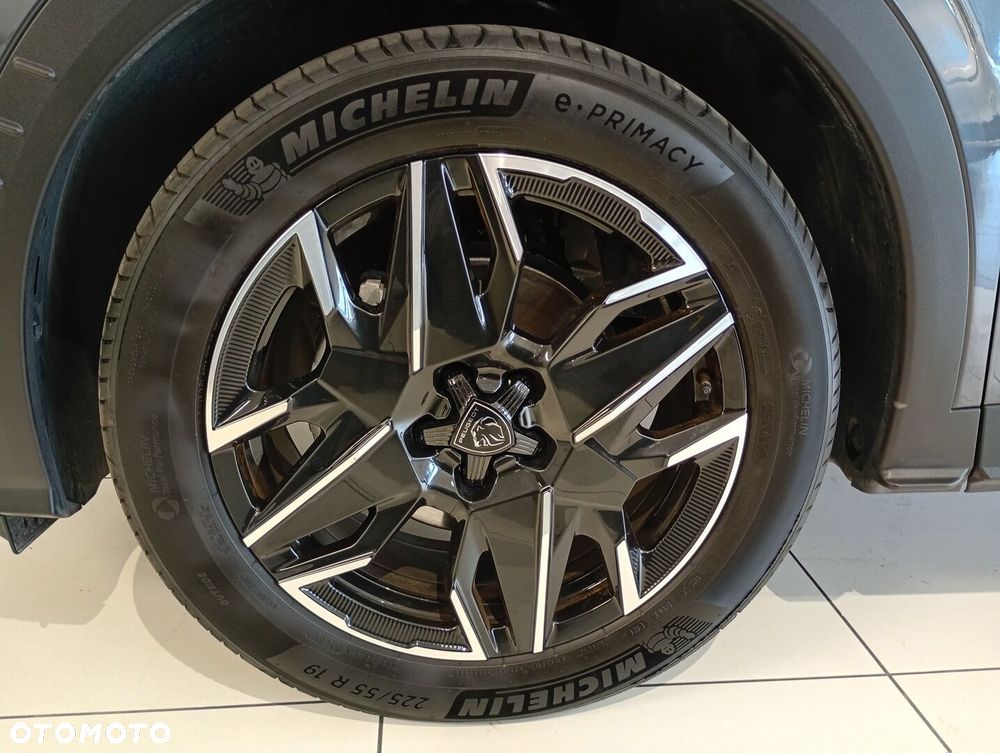 Peugeot 3008 1.2 PureTech mHEV GT S&S e-DCS6 - 36
