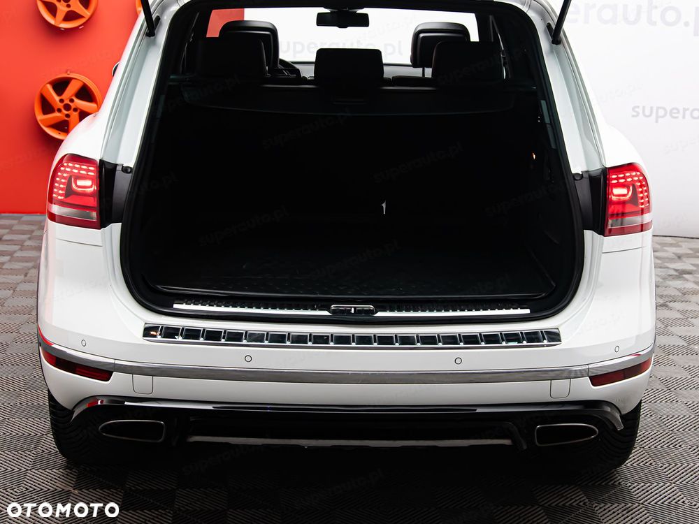 Volkswagen Touareg 3.0 V6 TDI BMT - 32