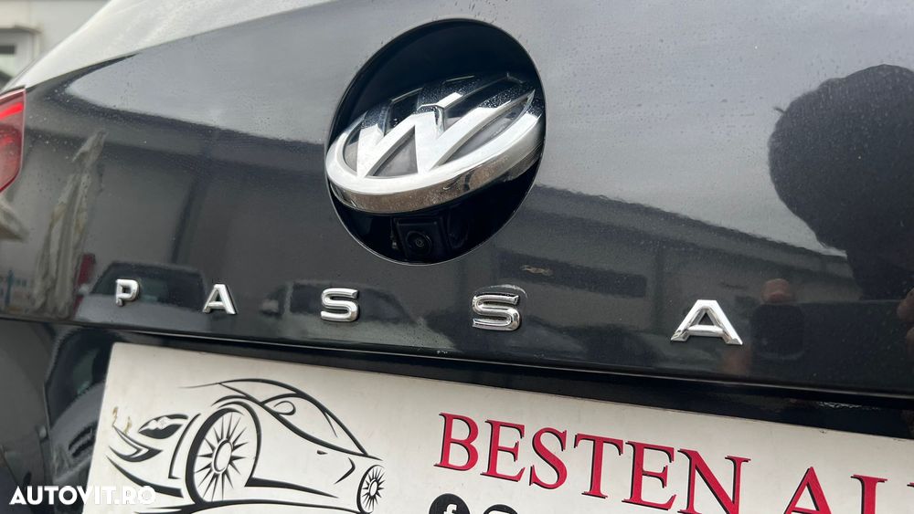 Volkswagen Passat - 31