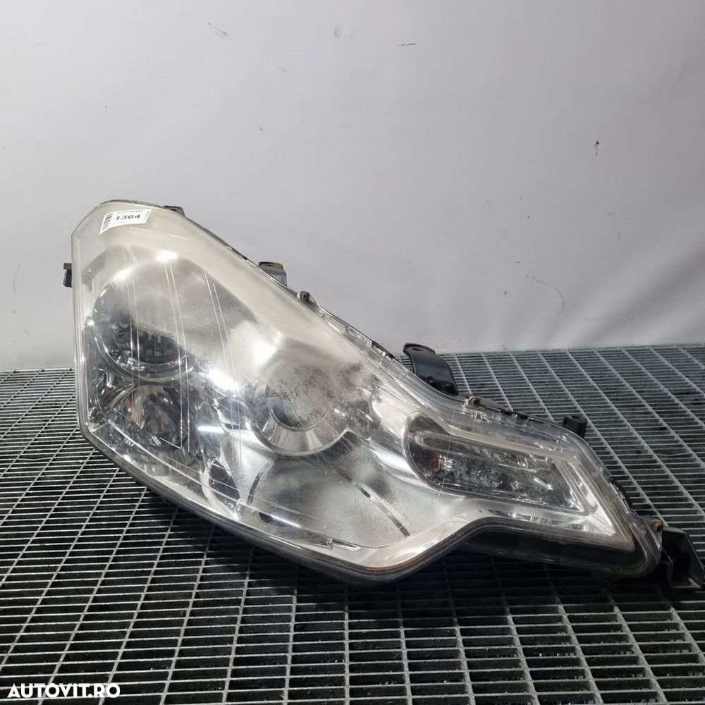 Far Dreapta Citroen C - Crosser 2007 - 2012 SUV 4 Usi (1364) Cu lupă - 1