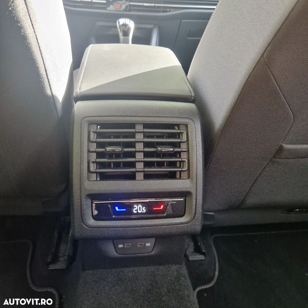 Volkswagen Golf - 19