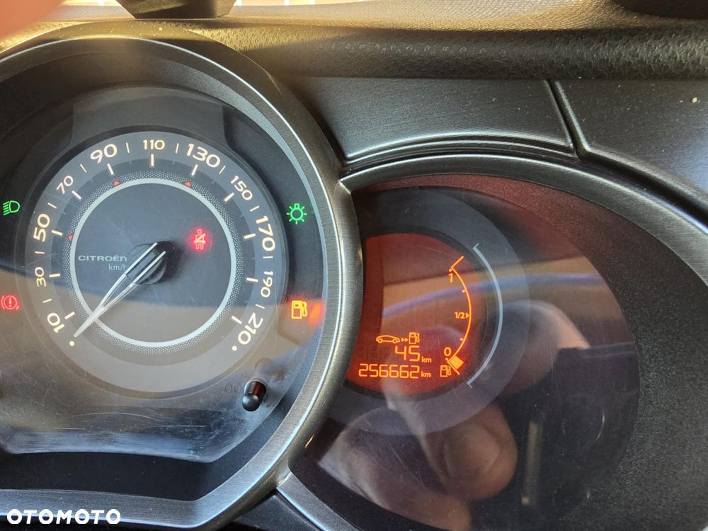 Citroën C3 1.4 VTi Exclusive - 31