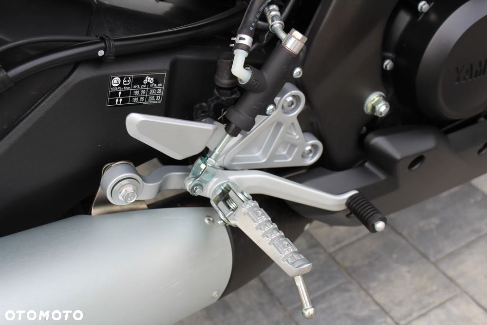 Yamaha MT - 21