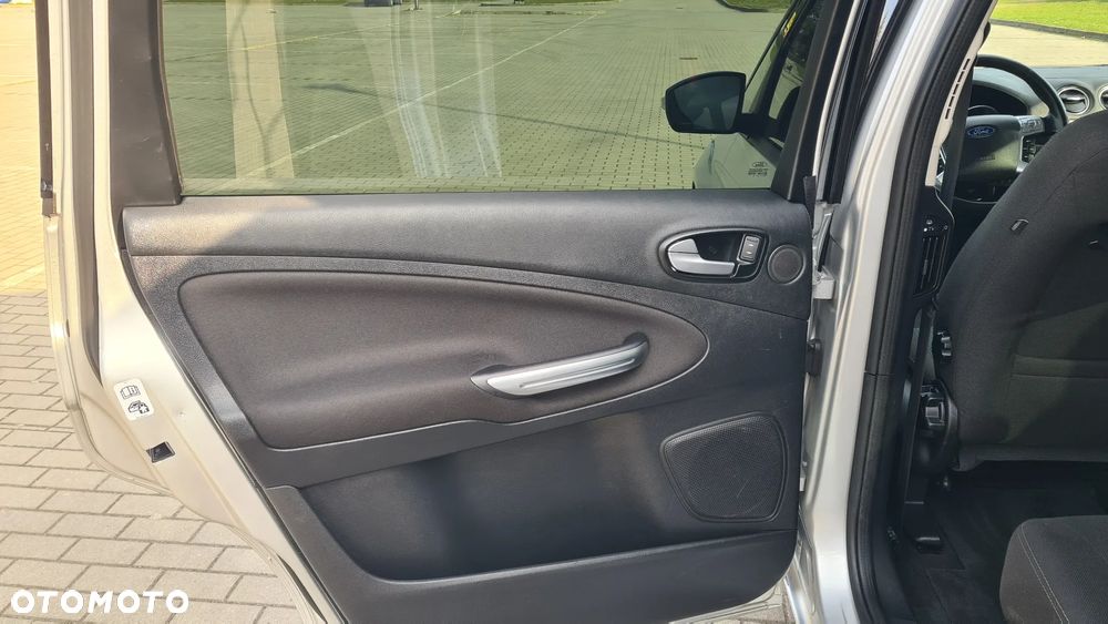 Ford Galaxy 2.0 TDCi Trend - 11