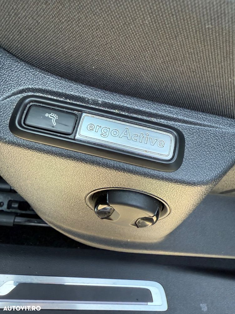 Volkswagen Tiguan 2.0 TDI 4Mot DSG Comfortline - 11