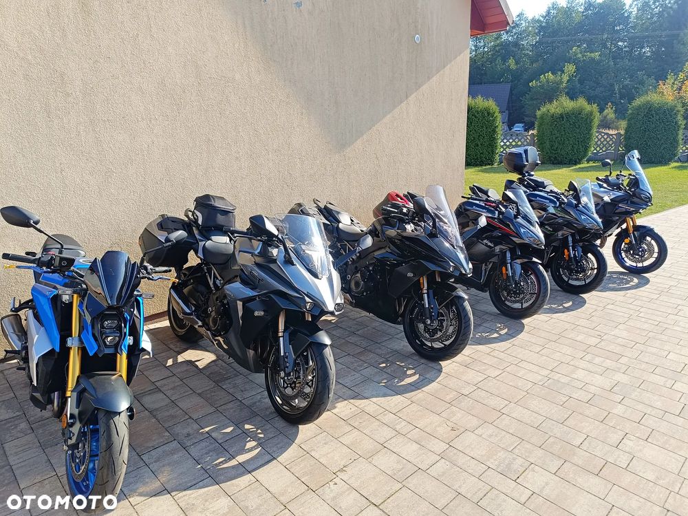 Kawasaki Ninja 1000 SX - 30