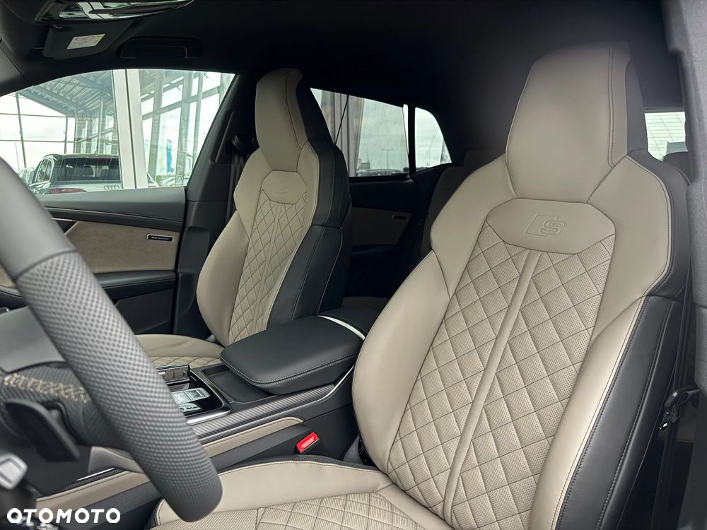 Audi SQ8 TFSI Quattro Tiptronic - 25