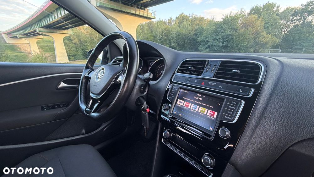 Volkswagen Polo 1.2 TSI (Blue Motion Technology) DSG Comfortline - 15
