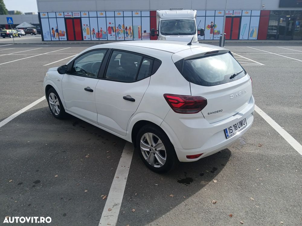 Dacia Sandero - 4