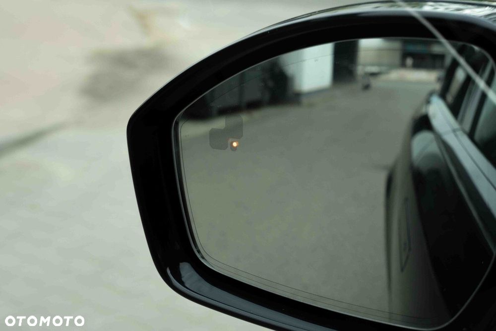 Land Rover Range Rover Evoque - 35