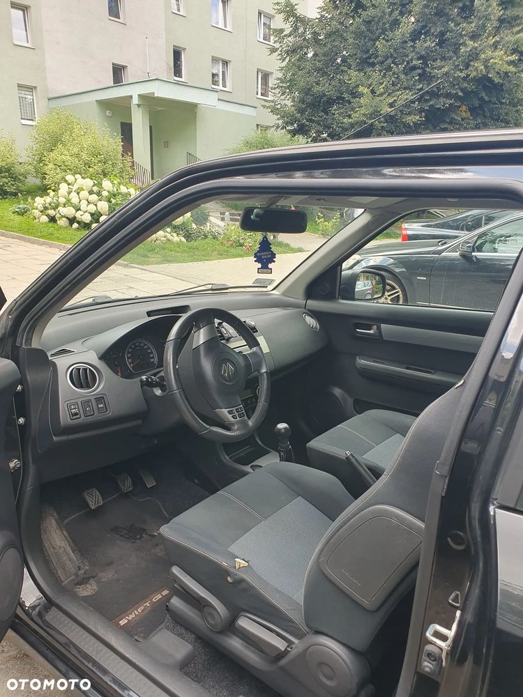 Suzuki Swift 1.3 GS - 10