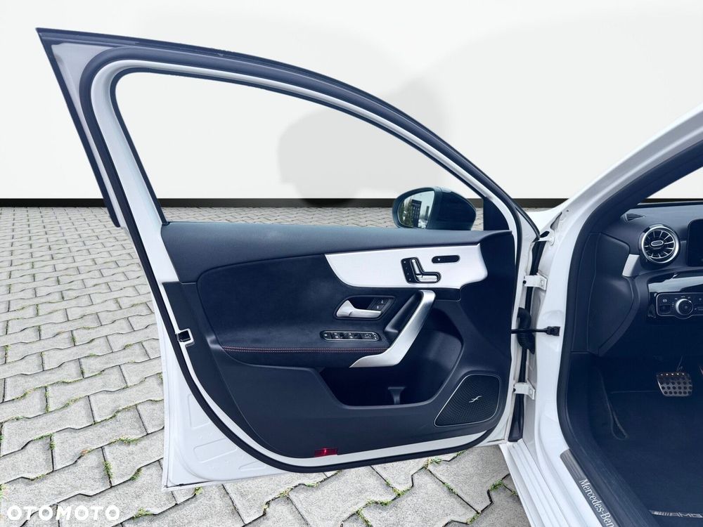 Mercedes-Benz Klasa A 220 d AMG Line 8G-DCT - 10