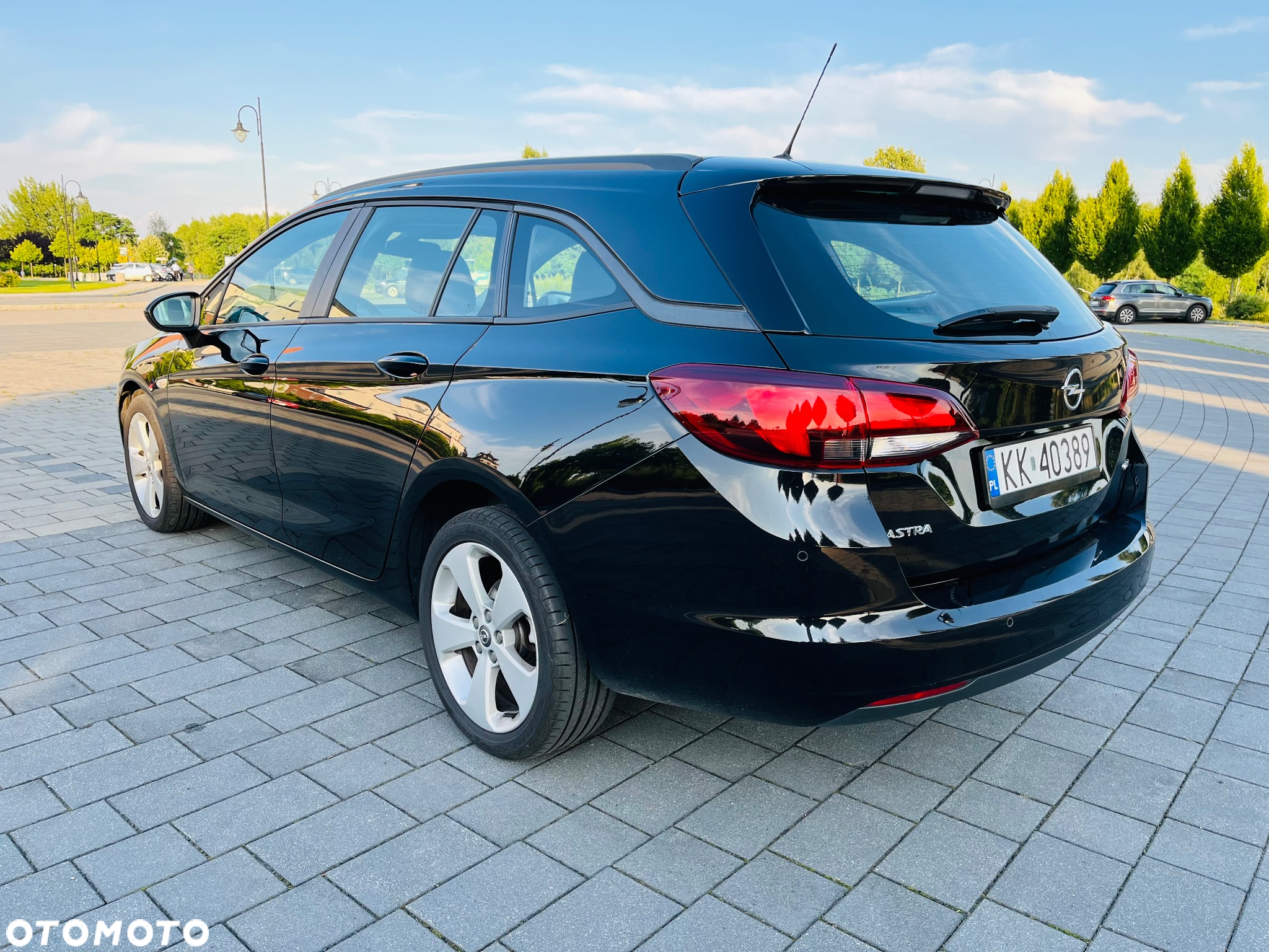 Opel Astra 1.6 CDTI DPF ecoFLEX Sports TourerStart/Stop Edition - 4