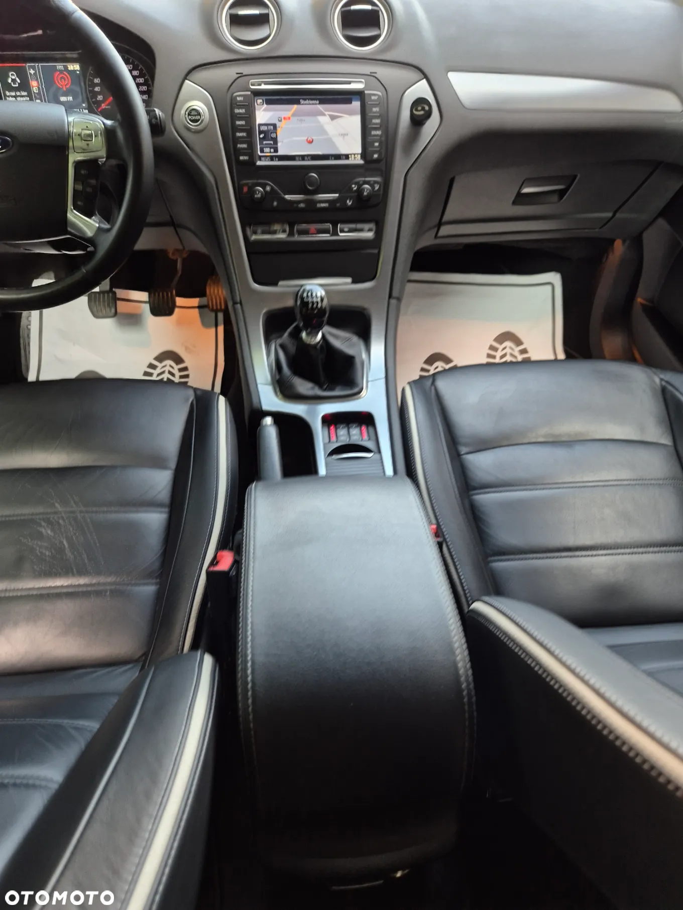 Ford Mondeo 1.6 TDCi Titanium - 22