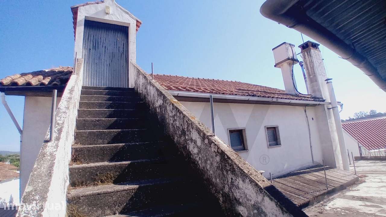 Moradia T4 com Armazém e Terreno Rústico – Paleão, Soure - Grande imagem: 5/31