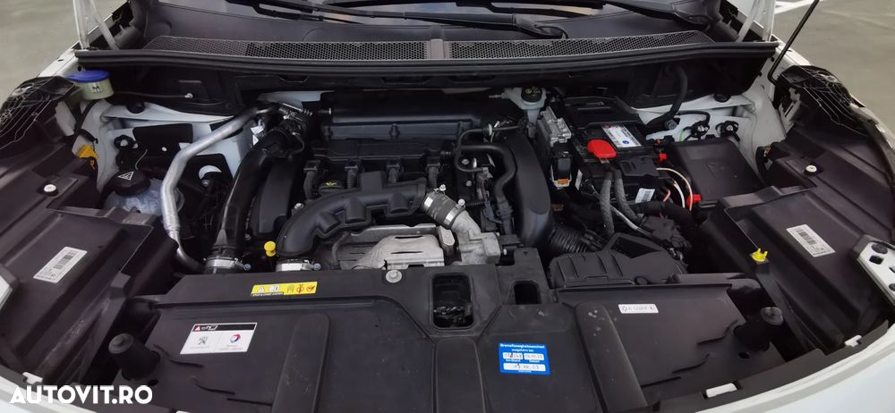 Peugeot 3008 1.6 THP EAT6 GT-Line - 28