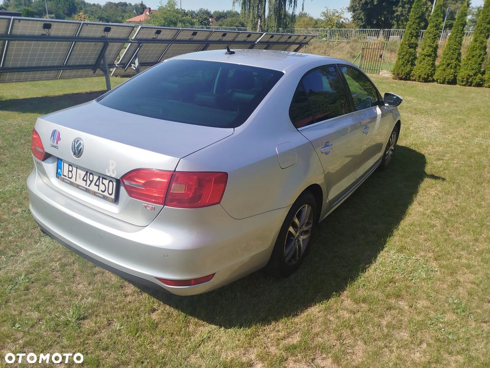 Volkswagen Jetta 1.4 TSI Highline - 3