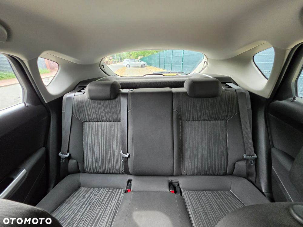 Opel Astra - 11