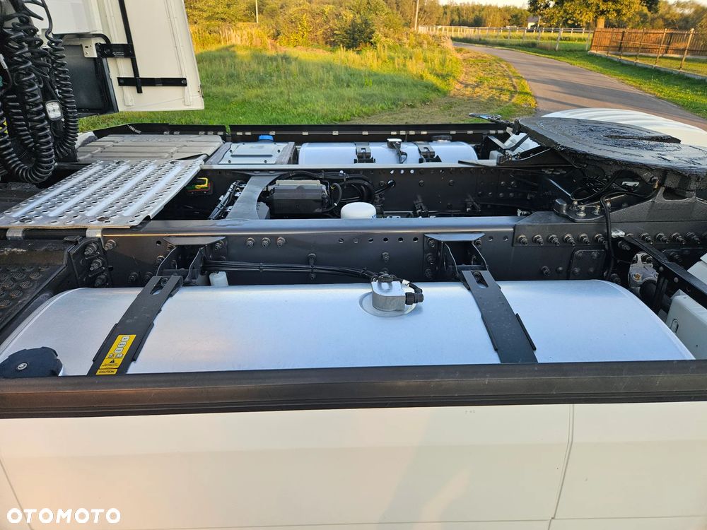 Volvo FH 4* 500 *NISKI PRZEBIEG 483 000KM* - 9