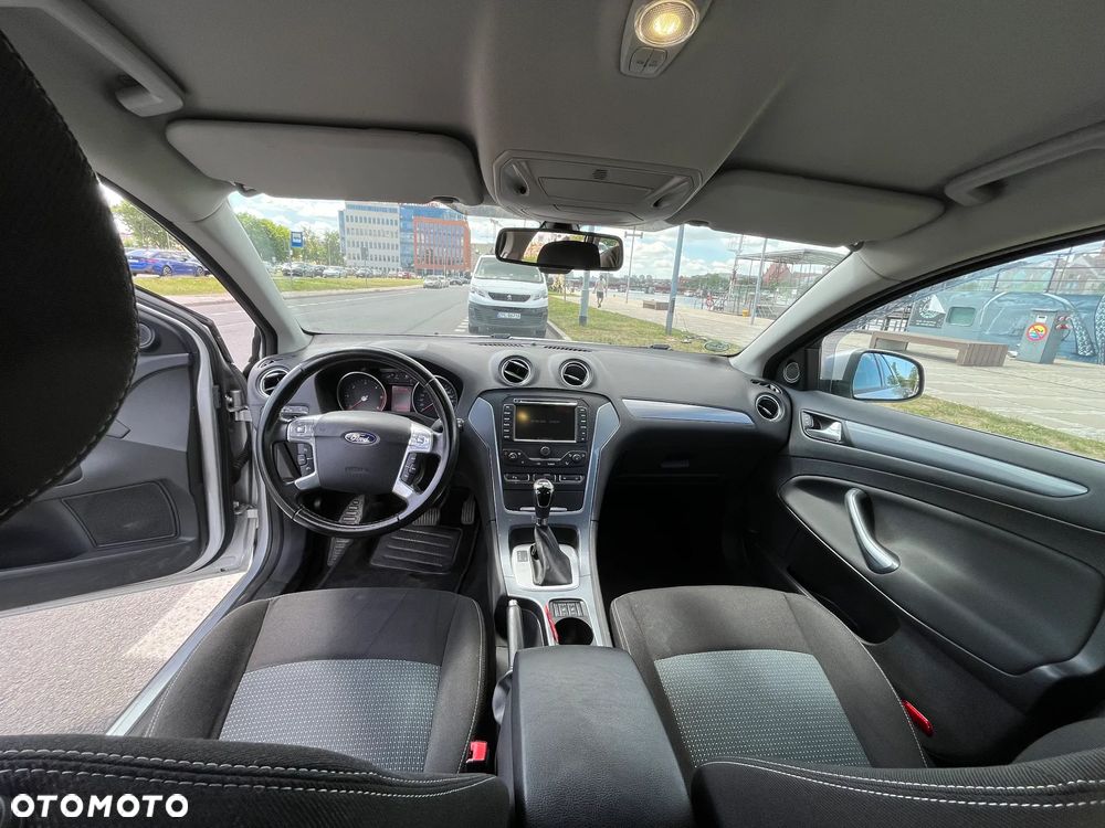 Ford Mondeo 2.0 TDCi Trend - 14