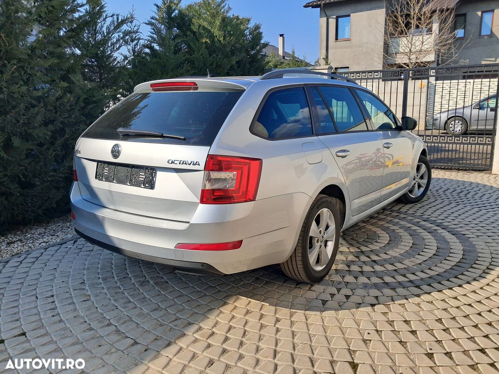 Skoda Octavia 2.0 TDI Drive - 4