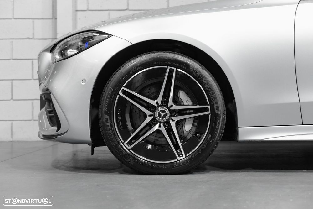 Mercedes-Benz C 300 e AMG Line - 31