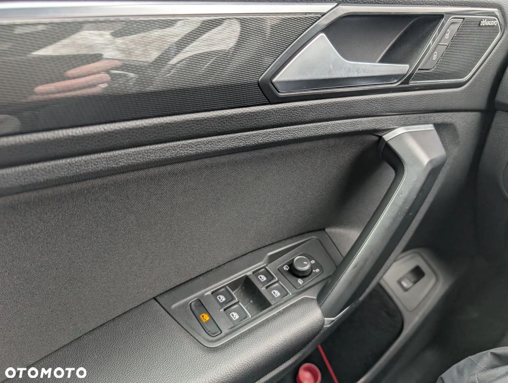 Volkswagen Tiguan - 11