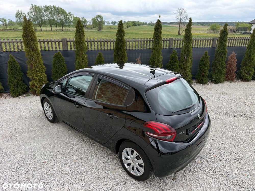 Peugeot 208 - 9